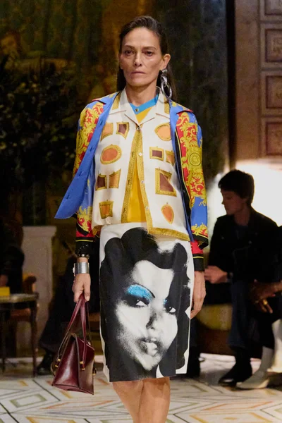Look 68